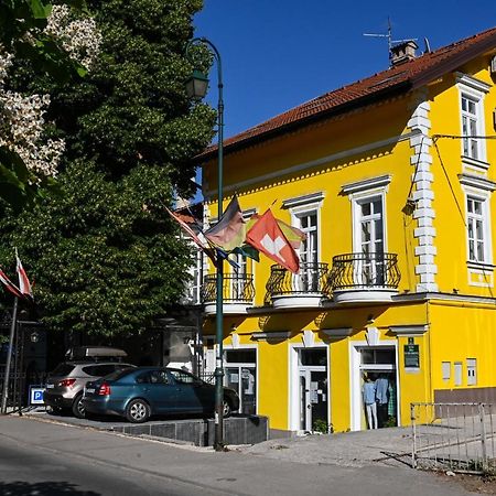 Ornament Hotel Saraievo Exterior foto