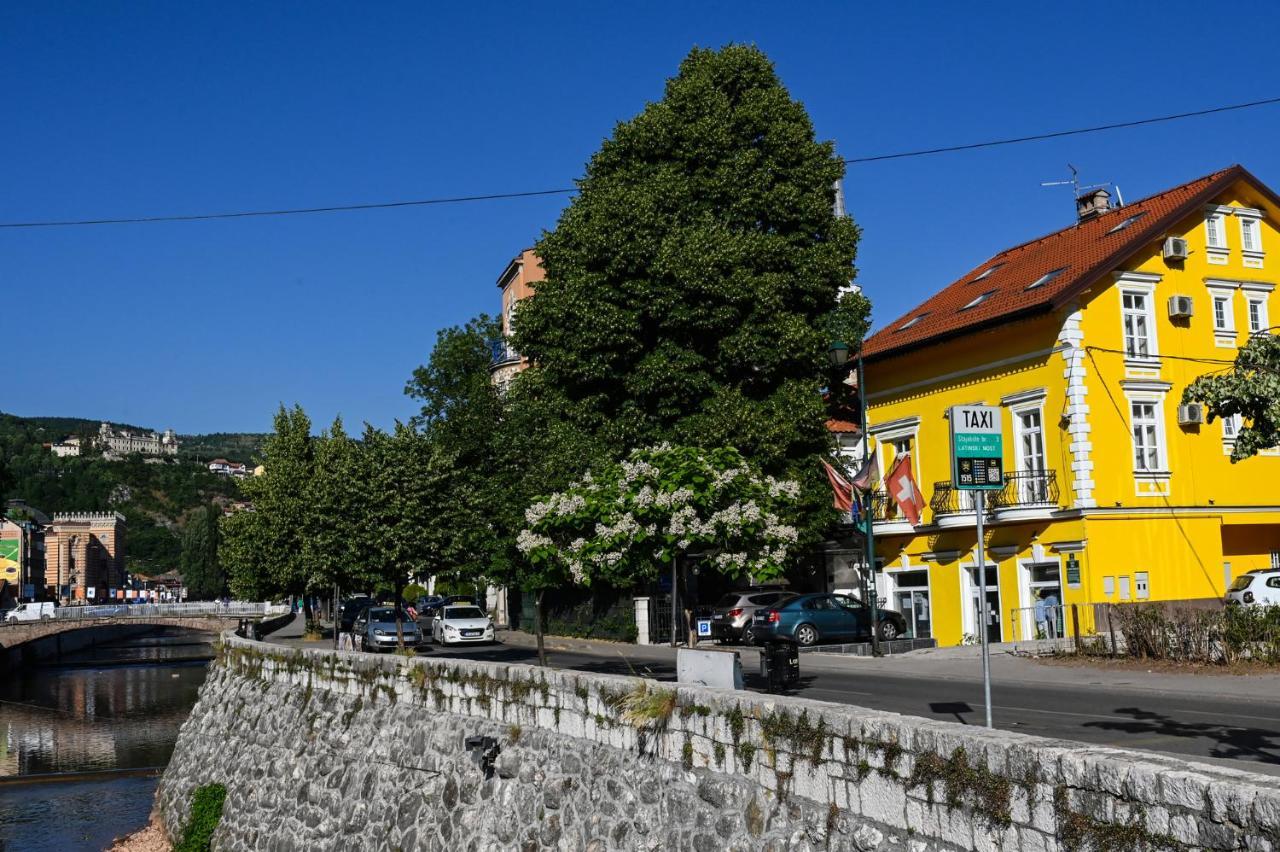 Ornament Hotel Saraievo Exterior foto