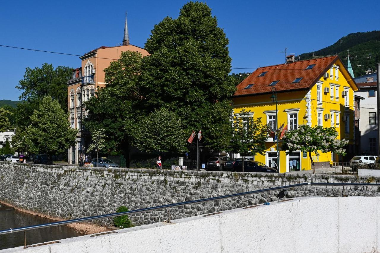 Ornament Hotel Saraievo Exterior foto